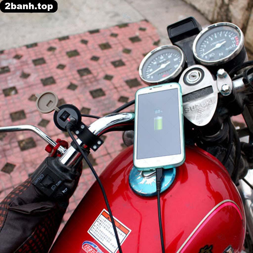Sạc điện thoại gắn xe máy bằng nhựa