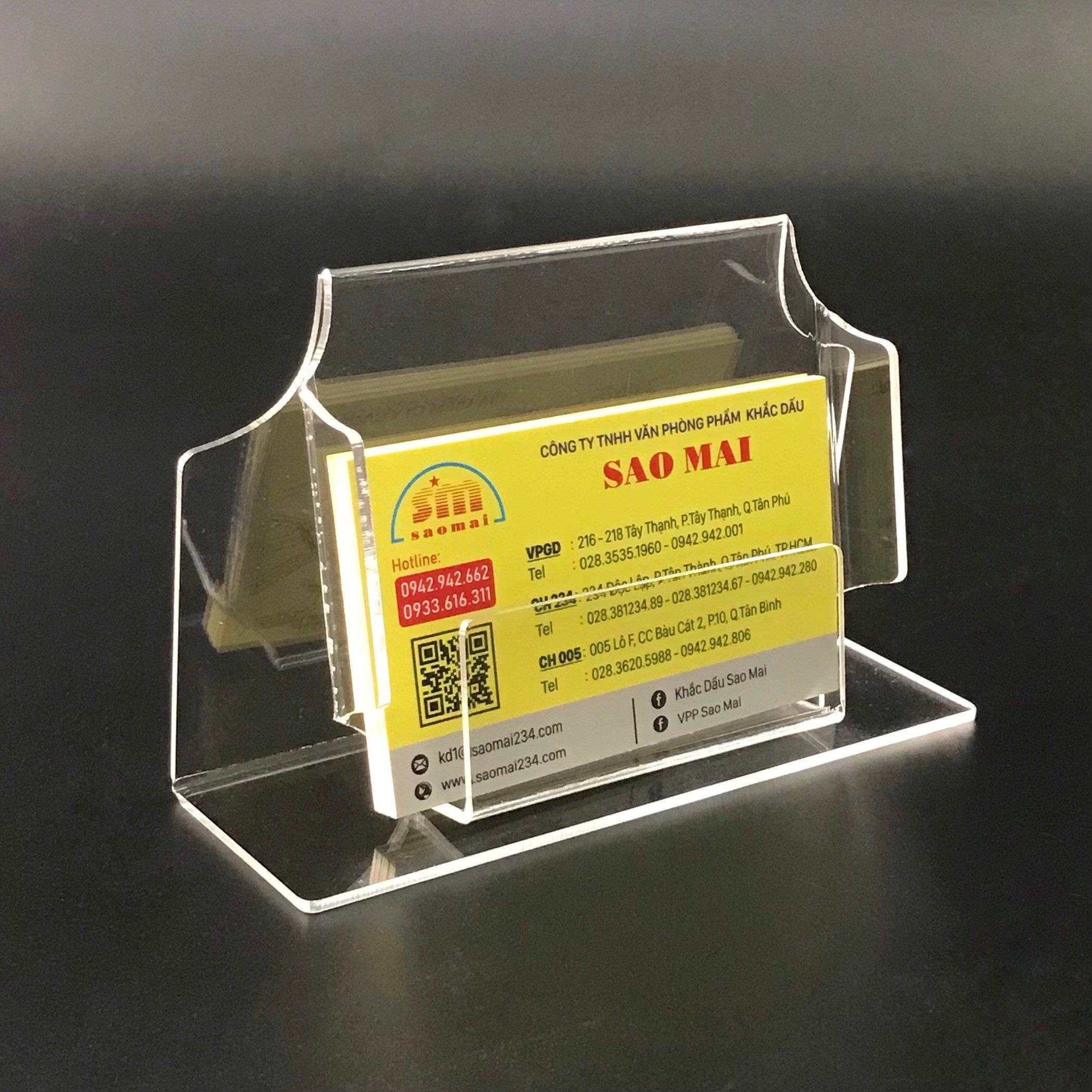 Kệ danh thiếp mica Enter B02 uốn ngang