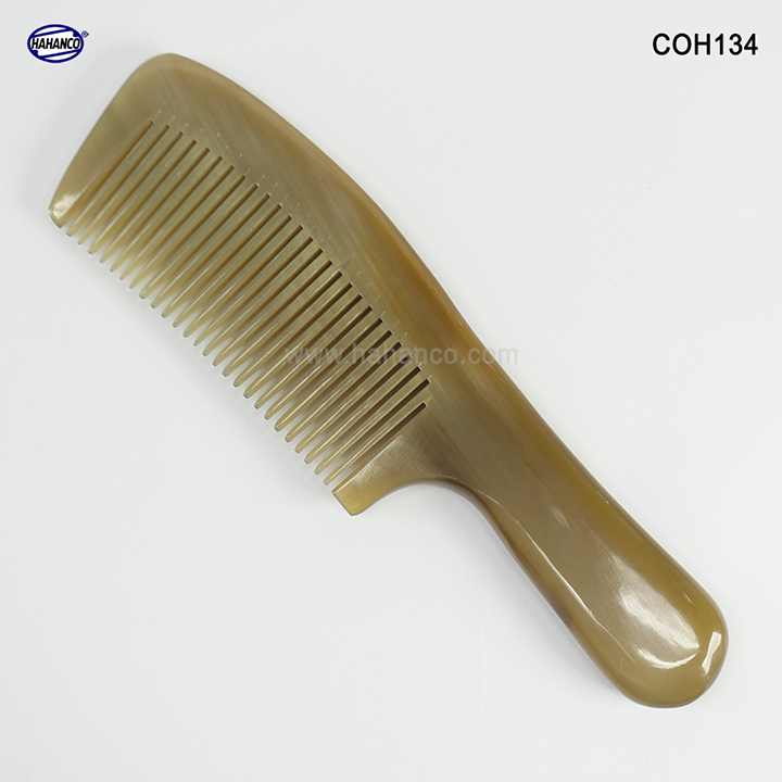 Lược sừng xuất Nhật (Size: M) COH134 - Lược nhỏ gọn, tiện lợi - Chăm sóc tóc