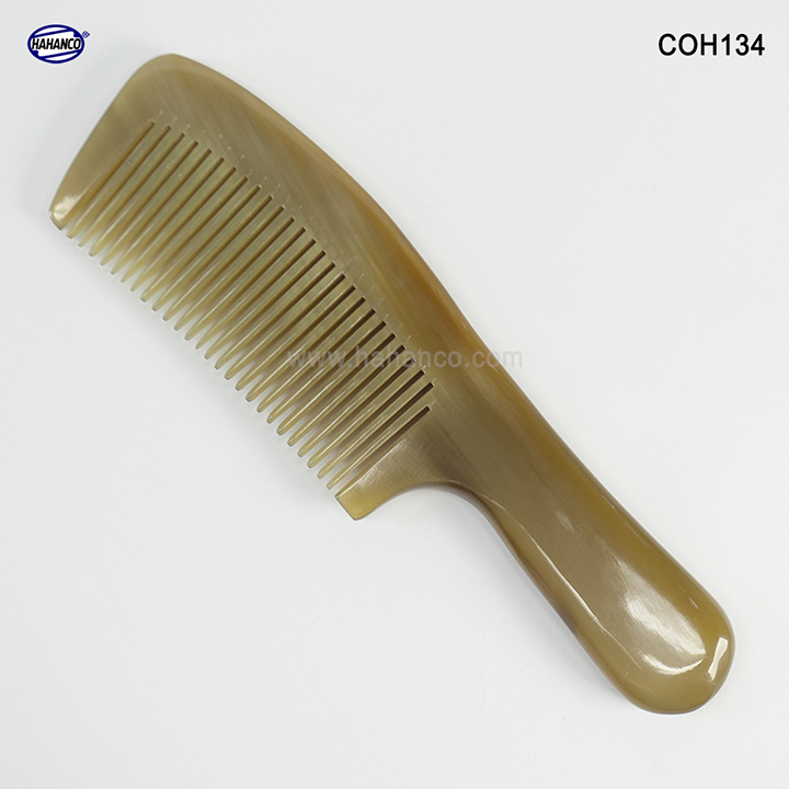 Lược sừng xuất Nhật (Size: M) COH134 - Lược nhỏ gọn, tiện lợi - Chăm sóc tóc