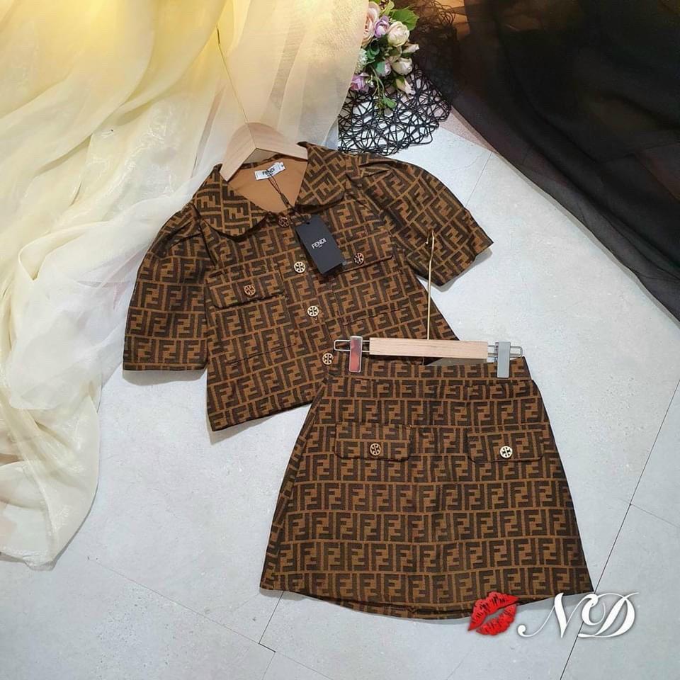 Sét váy nữ áo cổ sen tay ngắn phối nút mix chân váy chữ A họa tiết xinh xắn thời trang nữ công sở, dạo phố