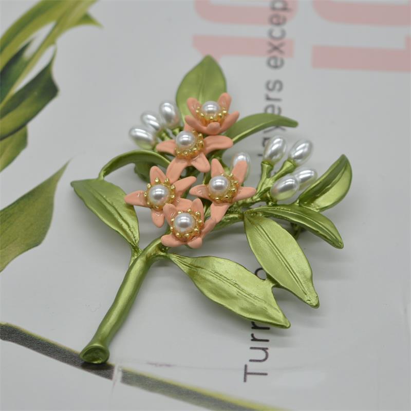 Cài áo thời trang hình hoa 3D phối ngọc chai nước ngọc dễ thương GC205
