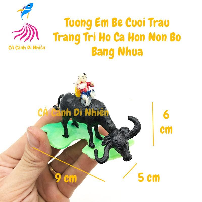 Tượng em bé cưỡi trâu bằng nhựa làm tiểu cảnh trang trí hồ cá, hòn non bộ