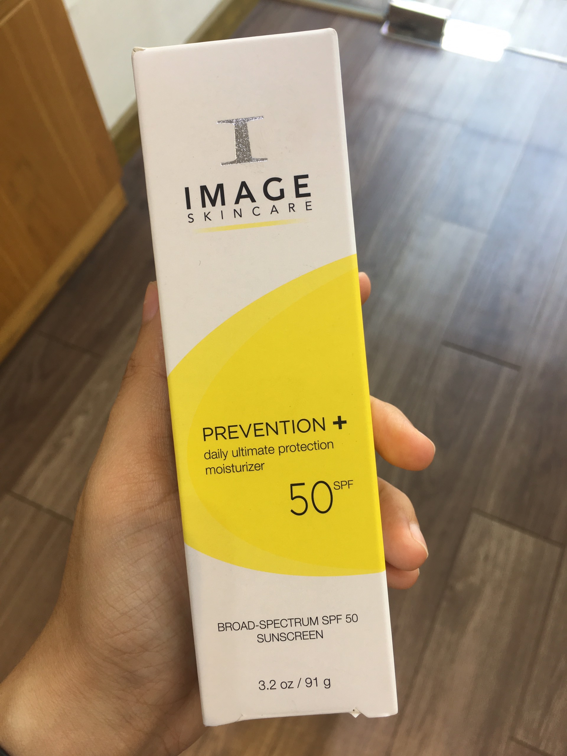 Kem chống nắng cho da hỗn hợp Image Skincare Prevention Daily Ultimate Protection Moisturizer SPF50