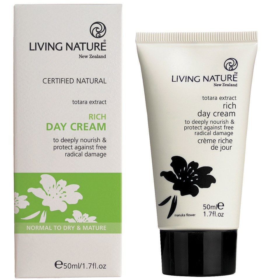 Kem Dưỡng Ẩm Living Nature Rich Day Cream