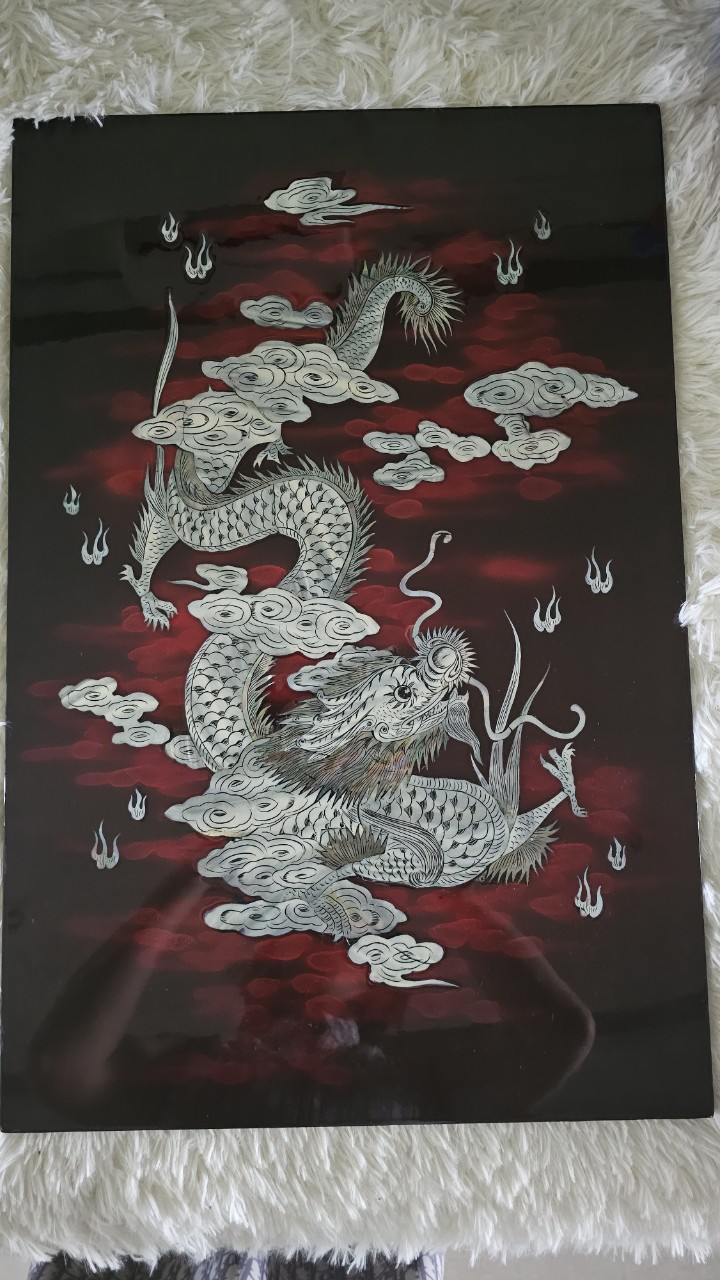 Tranh sơn mài cẩn ốc hình rồng size 40x60 cm