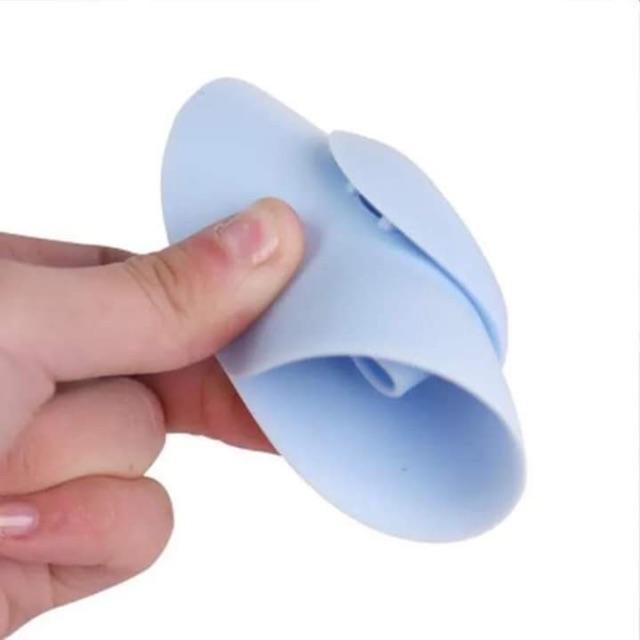 Nắp silicon chặn rác thông minh