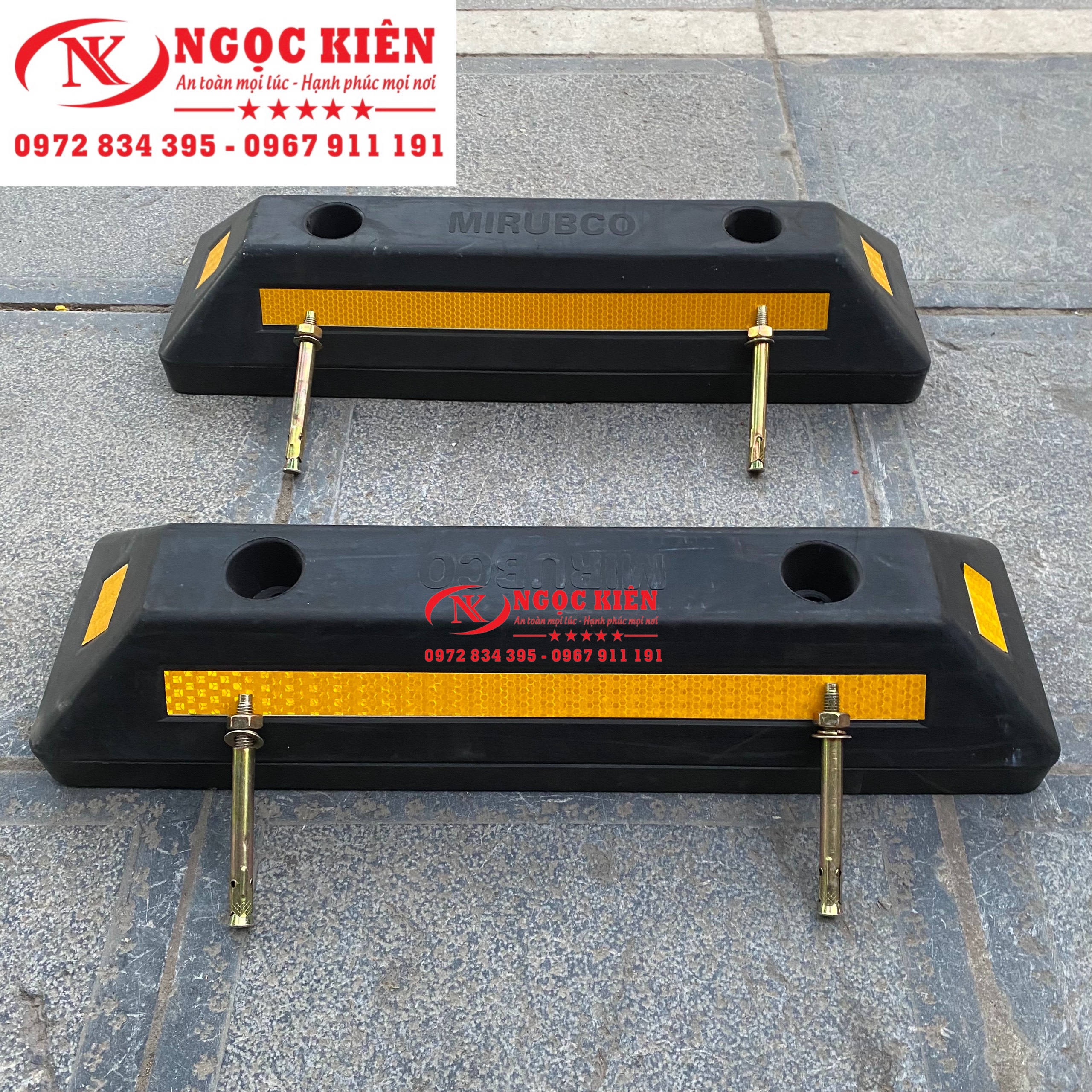 chặn lùi xe (bao gồm đinh vít)