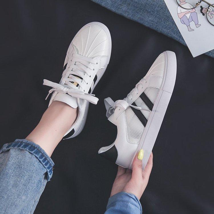 Giày Nữ Đế Bằng Mũi Tròn Phong Cách Hàn Quốc