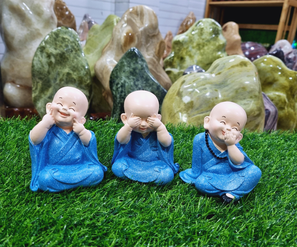 Bộ 03 tượng chú tiểu Tam Không áo xanh dương 10cm - tặng kèm 50 xu vàng mini may mắn