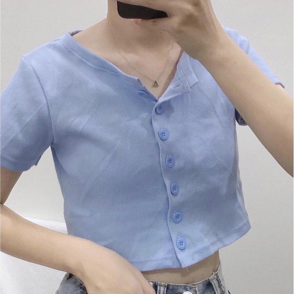 Áo thun nữ croptop cổ tròn cộc tay phối khuy nhiều màu năng động