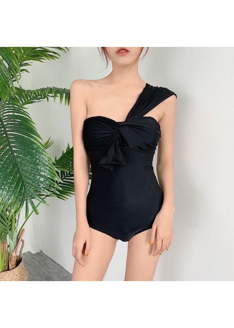 Bikini liền thân lệch vai