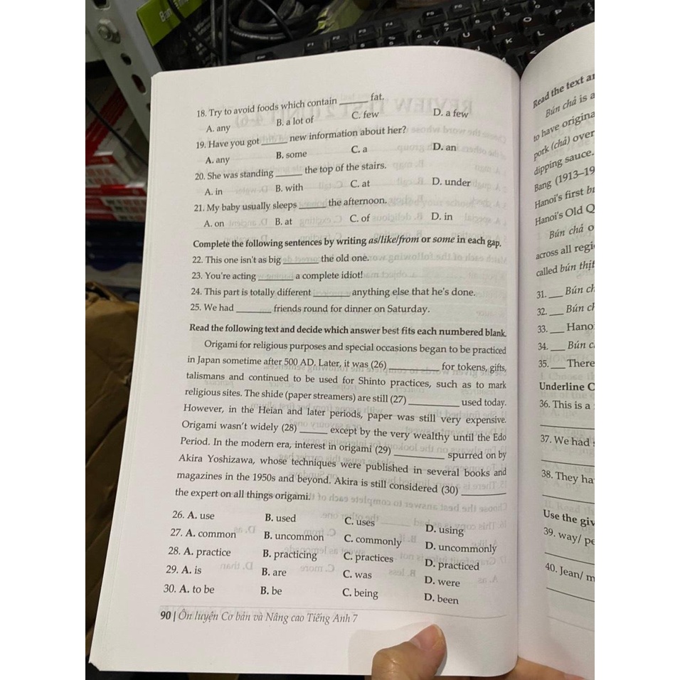 Sách - Ôn luyện cơ bản và nâng cao tiếng anh 7 ( không đáp án )