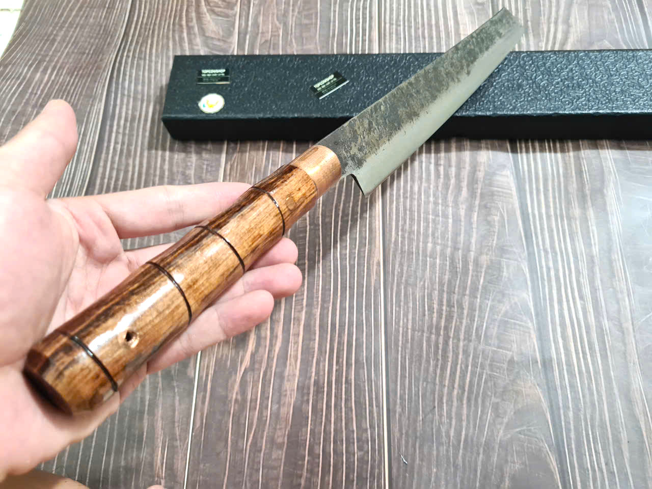 DAO BẾP PHÚC SEN -  DAO BẾP SASHIMI MẶT HOA VĂN MÃ Sk1 N4