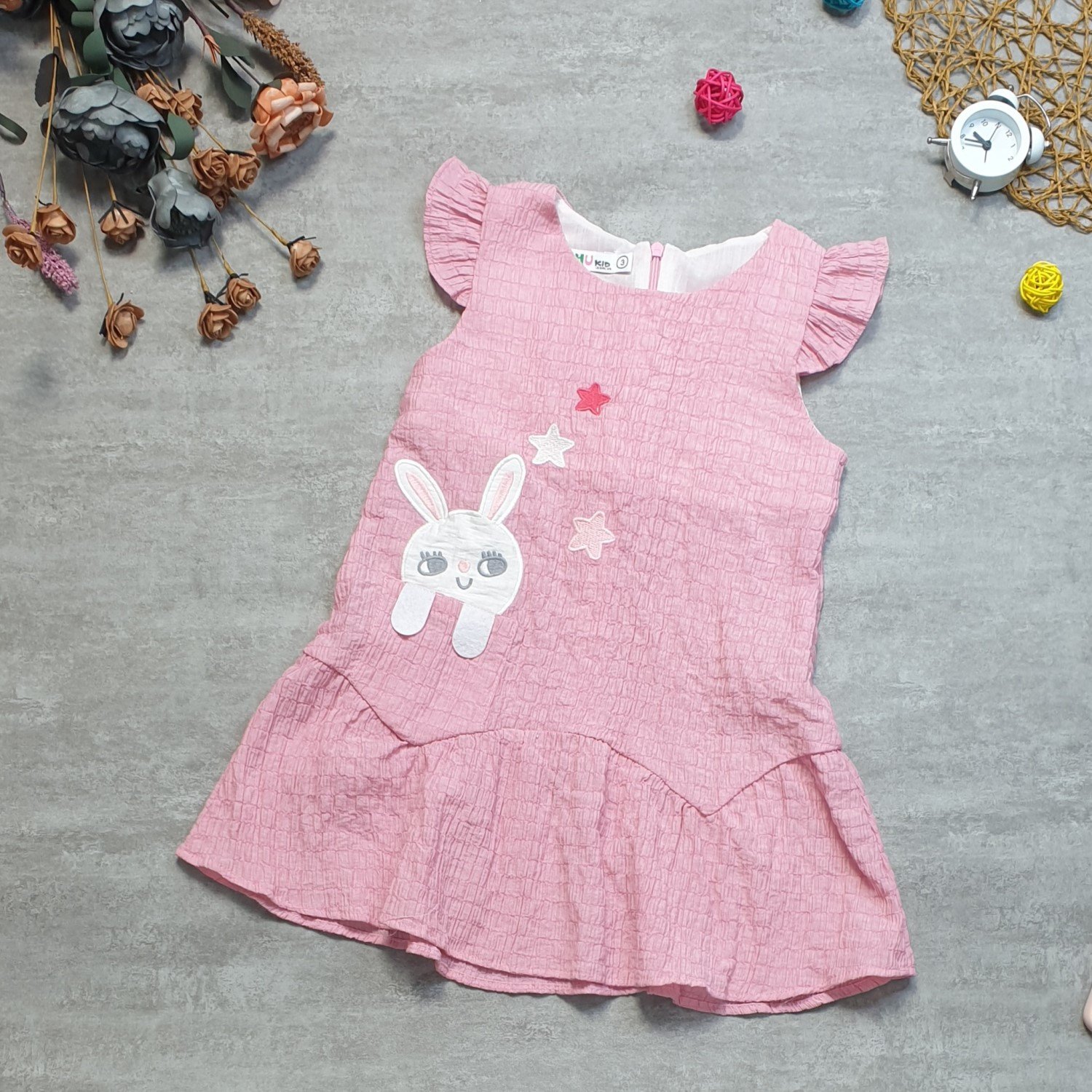 G00000112 Đầm Hồng thêu thỏ vải xốp 100% Cotton cho bé gái từ 1 tuổi