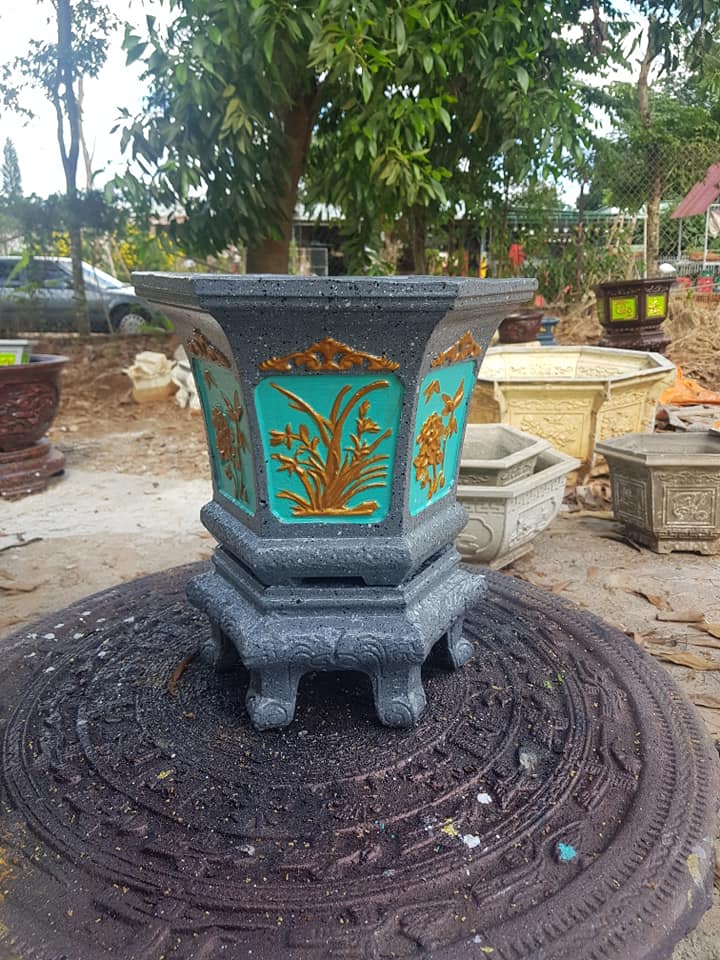 Khuôn đúc chậu cảnh lục giác 31 và chân đôn
