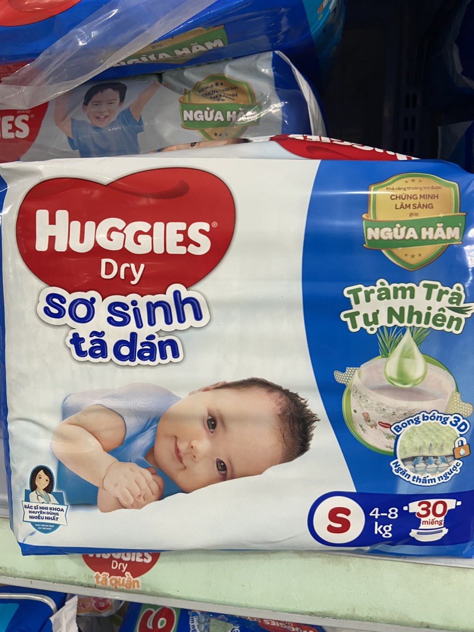 Tã dán HUGGIES DRY S30 hương tràm trà ( từ 4-8kg) - HSD luôn mới