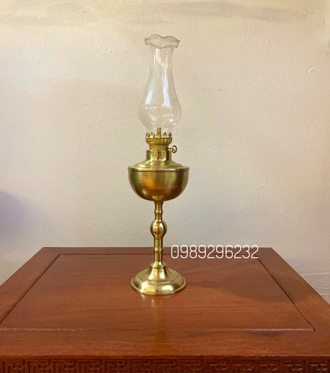 Đèn dầu đồng vàng - đèn thờ linh thiêng
