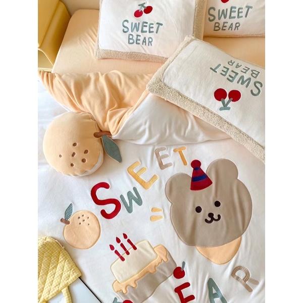 Bộ chăn Ga Gối Nỉ Nhung Gấu Teddy Giáng Sinh Hàng Nhập Khẩu Cao Cấp 5 Món Cherry