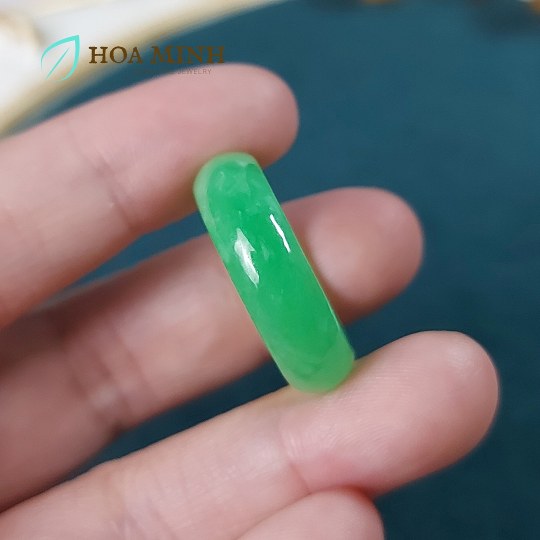 Nhẫn Cẩm Thạch xanh lá size 9 đường kính 19mm dày nhẫn 6.8 li không kén mệnh