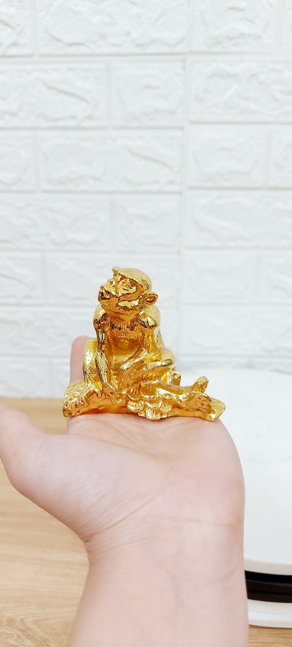 Tượng khỉ bằng đồng mạ vàng 24K
