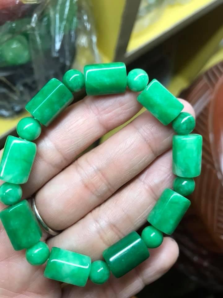 VÒNG KIỂU ĐÁ CẨM THẠCH ĐOẠN 10mm phối Bi NỮ MỘC HOẢ
