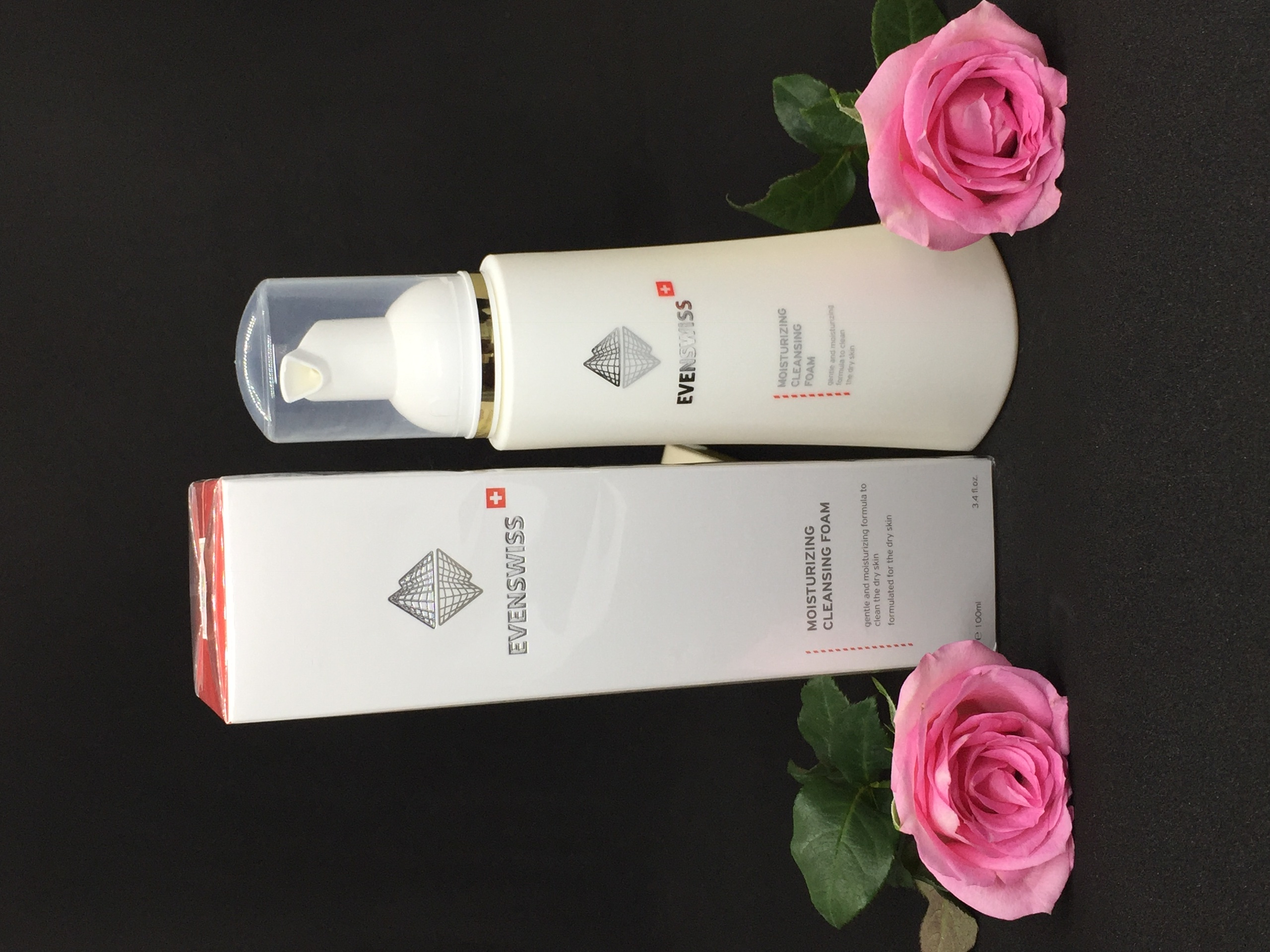 Sữa Rửa Mặt Tạo Bọt Dưỡng Ẩm Và Làm Sạch - EVENSWISS MOISTURIZING CLEANSING FOAM từ Thụy Sĩ 20ml