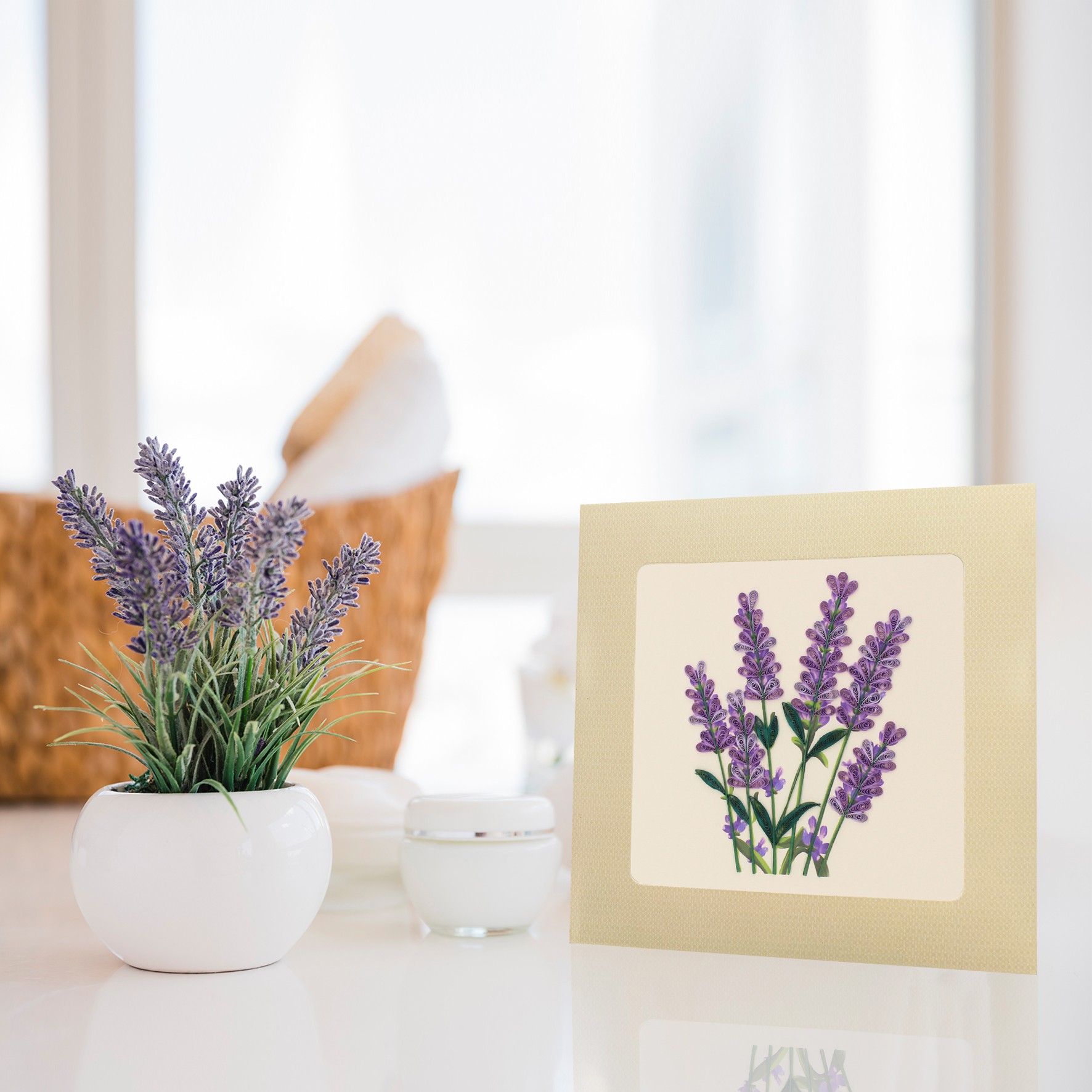Thiệp Handmade - Thiệp Hoa Lavender nghệ thuật giấy xoắn (Quilling Card) - Tặng Kèm Khung Giấy Để Bàn - Thiệp chúc mừng sinh nhật, kỷ niệm, tình yêu, cảm ơn...