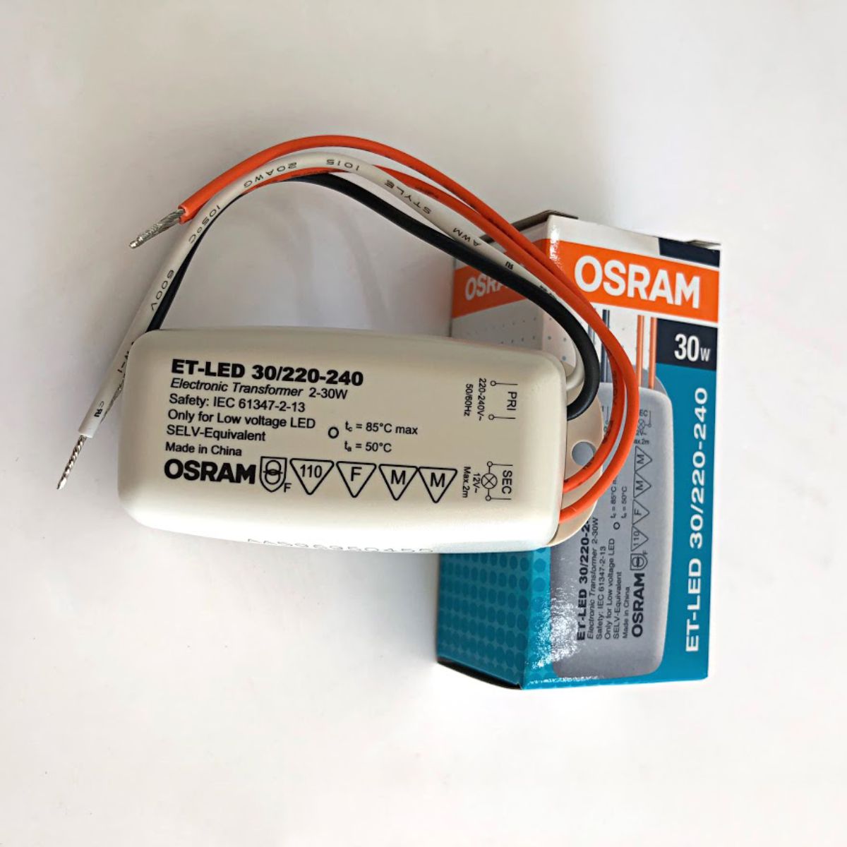 Biến áp chuyển nguồn điện 220-240V qua 12V ET-LED 30/220-240 OSRAM dùng cho đèn LED