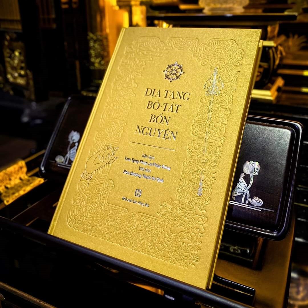 Kinh Địa Tạng Bồ Tát Bổn Nguyện - bản cao cấp, màu vàng