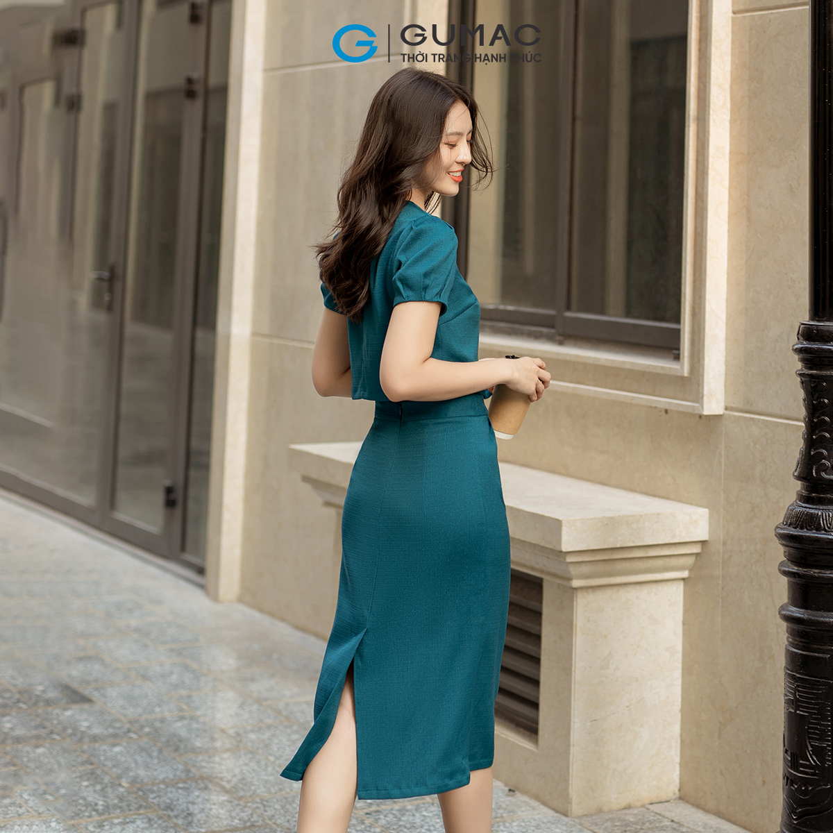 Set lẻ Áo croptop tay phồng GUMAC AD05017 - Chân váy suông xếp ly VD05018