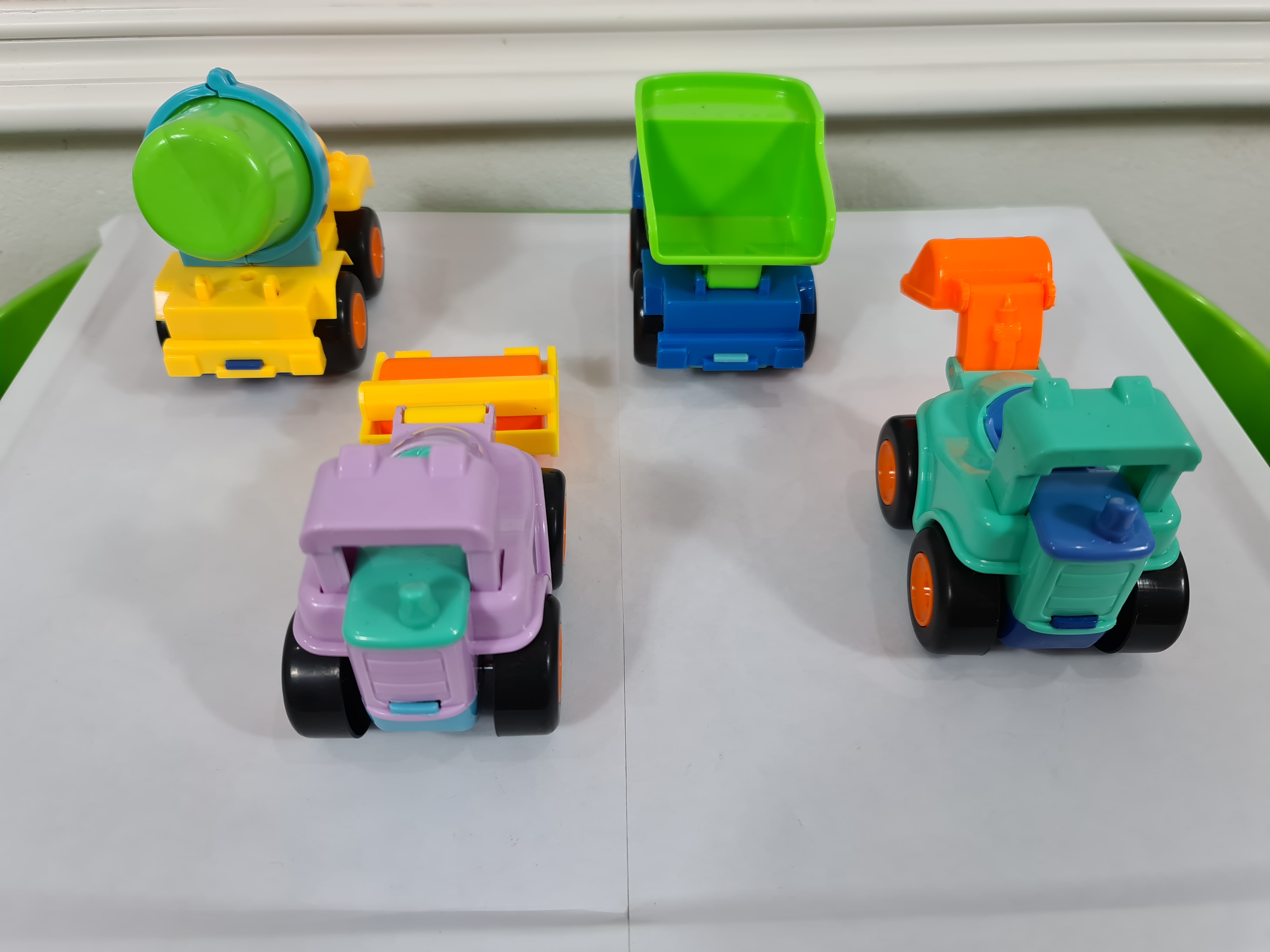 Túi 4 xe cẩu Model 8326