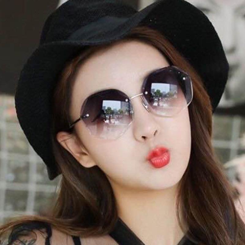 2021 Women's SunGlasses Fashion Sunglasses Large Thick Square Frame Eyeglasses