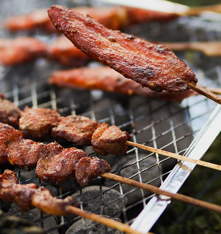 Bếp nướng than BBQ dùng 1 lần tiện lợi