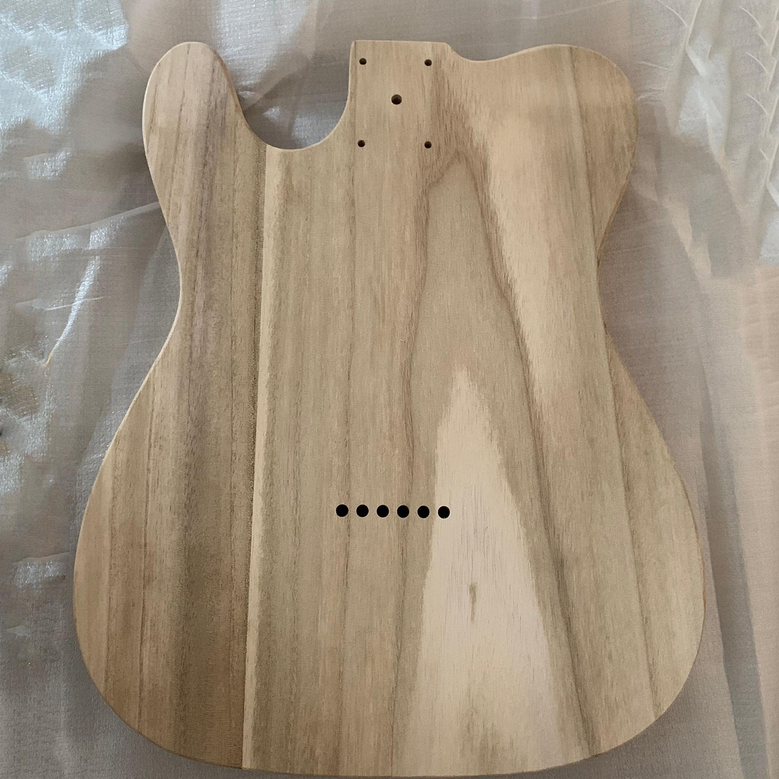 Electric Guitar Body T-Style Maple Empty Guitar Barrel to T Style Electric Guitar DIY Parts, 39*32*4.2CM