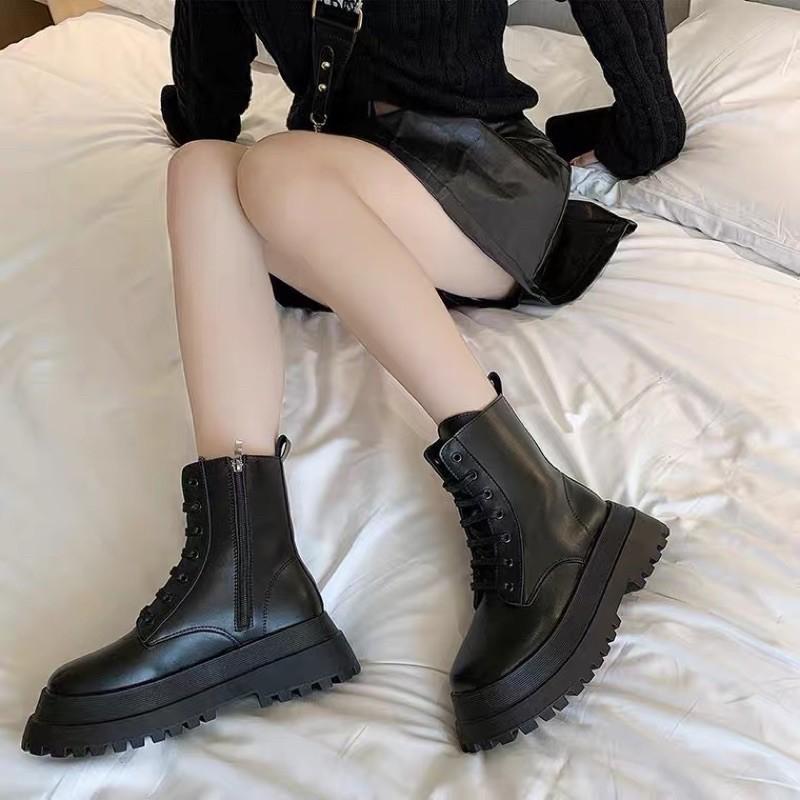 (Có sẵn size 36) Giày boot cao cổ da đen độn đế loại 1