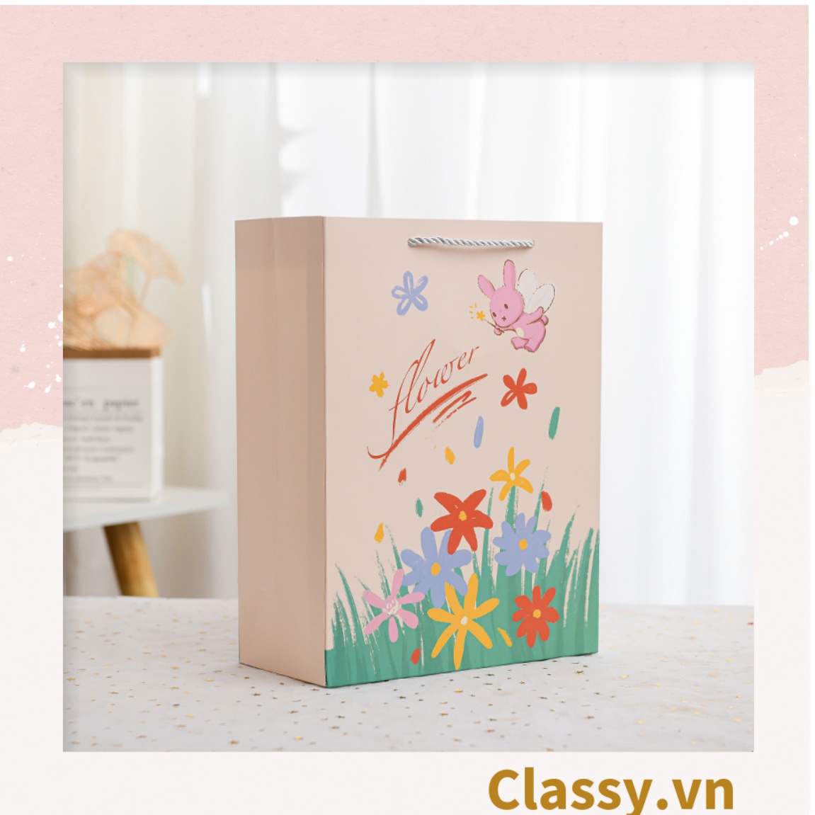 Túi giấy Classy hoa nhiều kích cỡ, phù hợp nhiều dịp sử dụng Q1500 - HOA NHỎ