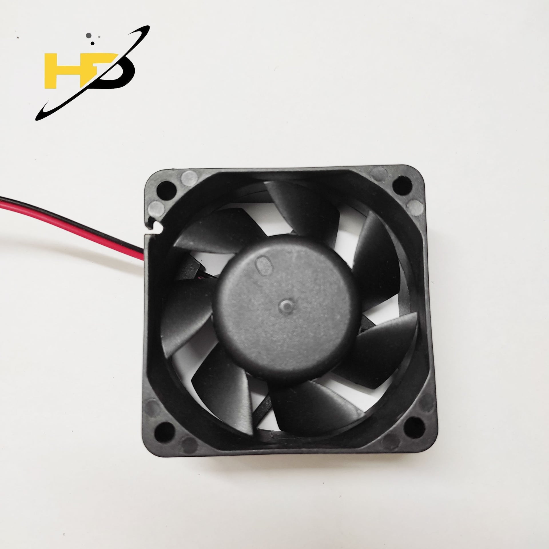 Quạt Tản Nhiệt Tốc Độ Cao DC FAN 12V 6x6x2.5cm