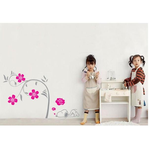 Decal trang trí chú chó và cây hoa hồng