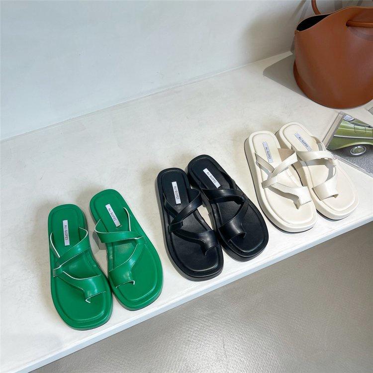 Hàng Quảng Châu: xỏ ngón đê pu cao 4 phân siêu nhẹ, phong cách ulzzang(form to- full hộp
