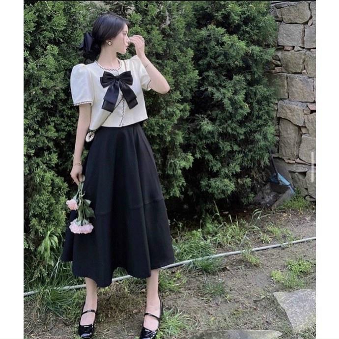 TCO set áo croptop chạy viền ren phối nơ ngực kèm chân váy đen xòe tiểu thư