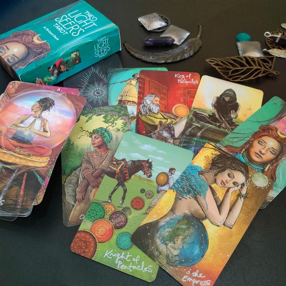 Bộ bài The Light Seer's Tarot 78 lá Tarot card deck chữa lành oracle healing light & shadow