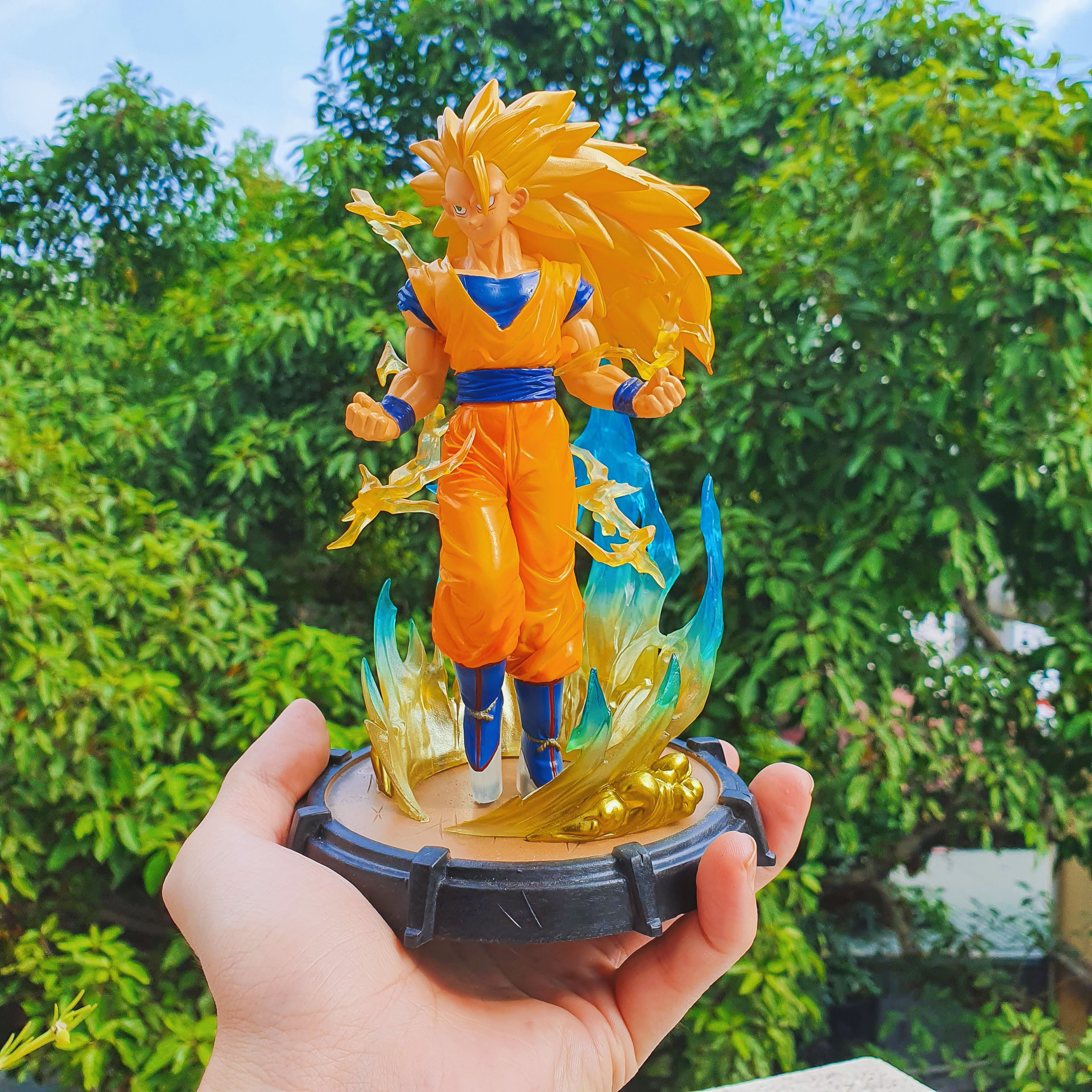 Mô hình songoku super saiyan 3 ssj 3 siêu nét có led