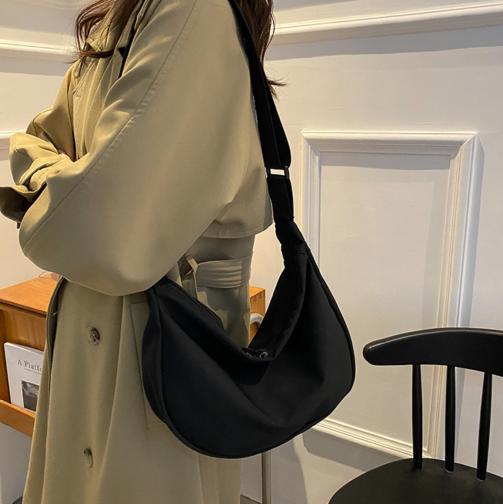 Túi đeo chéo nữ thời trang vải Poly chống nước dáng thuyền Ulzzang đi chơi chụp ảnh cá tính