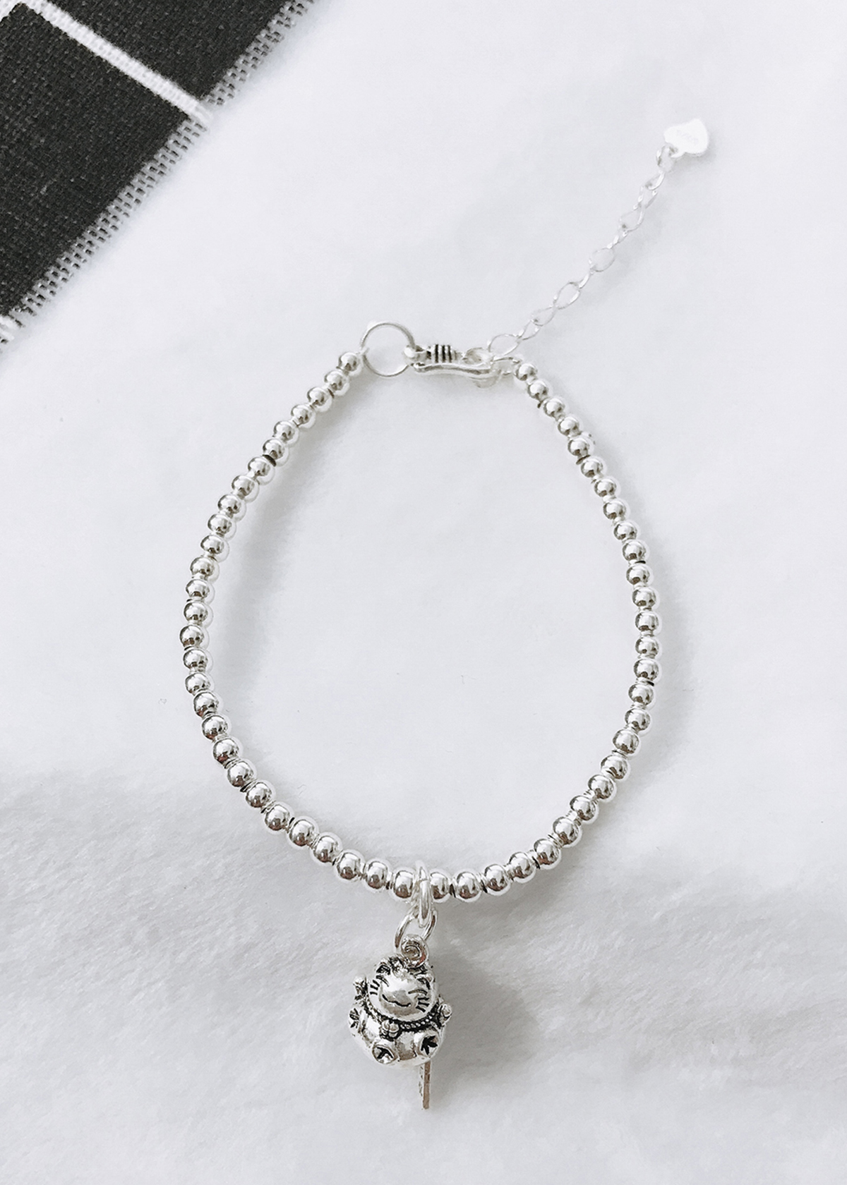 Lắc bi bạc 3mm mèo may mắn - Ngọc Quý Gemstones