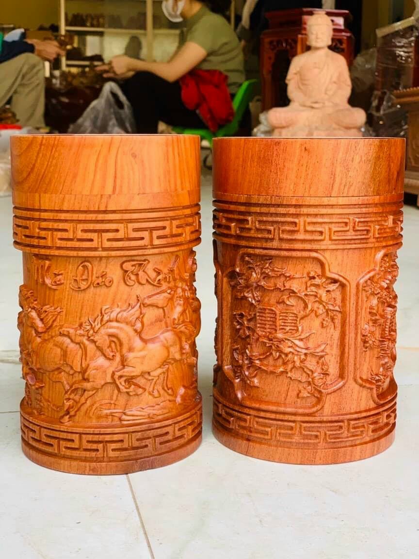 Hộp đựng chè trà trạm khắc nhiều hoa văn khắc nhau bằng gỗ hương đá kt cao 20×11,5cm