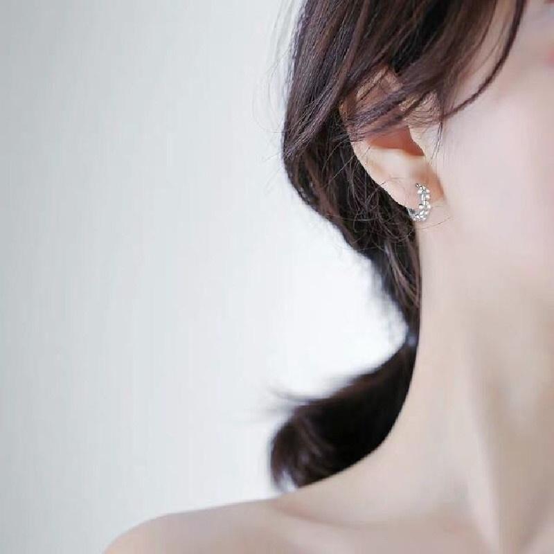 Bông tai bạc kiểu dáng hoa 3 cánh phong cách Hàn Quốc ANTA Jewelry ATJ9008