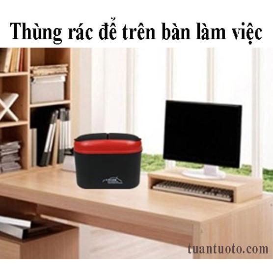 Thùng đựng rác trên ô tô