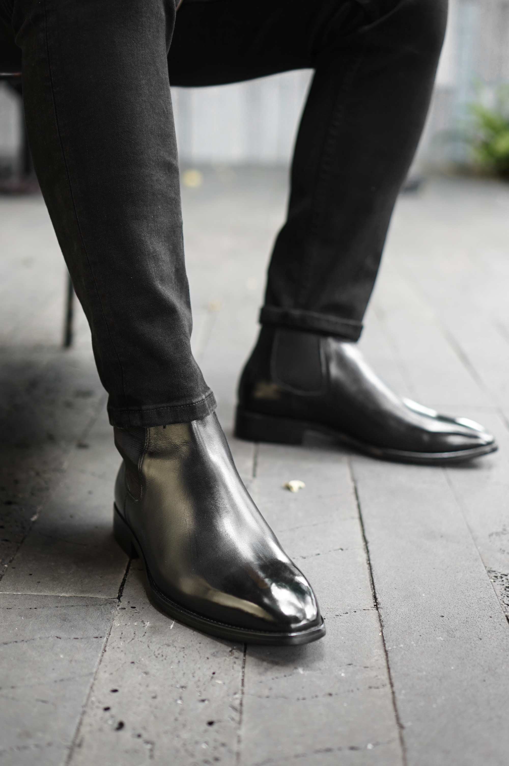 Giày CHELSEA Boot Nam Cổ Cao Phong Cách THE BEATLES Da Thật Mũi Nhọn Đế Phíp Văn Phòng Sartorial Bảo Hành 1 Năm