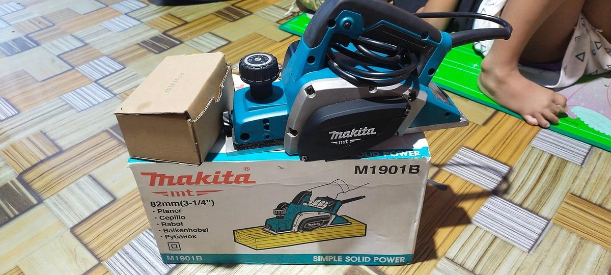 MÁY BÀO GỖ 82MM 500W MAKITA M1901B - HÀNG CHÍNH HÃNG